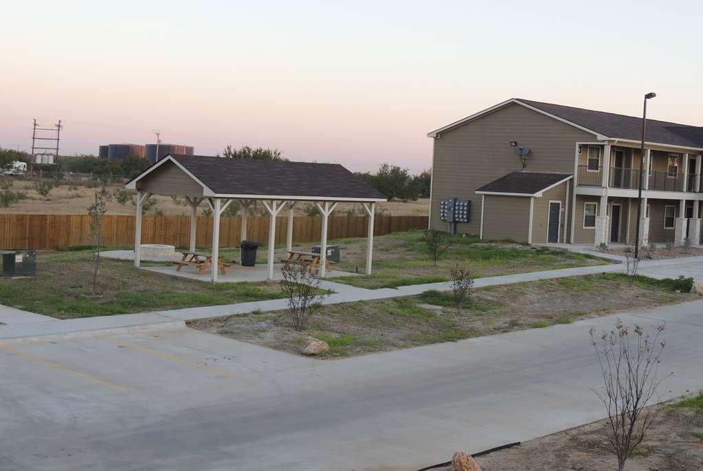 Eagle'S Den Three Rivers Texas A Travelodge By Wyndham Fasilitas foto