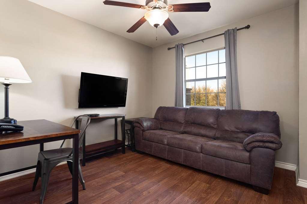 Eagle'S Den Three Rivers Texas A Travelodge By Wyndham Ruang foto
